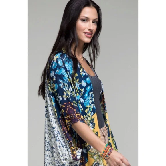 SOLD OUT Laguna Intricate Floral Tile Patchwork Print Kimono Wrap Open Boho - Picture 2 of 5